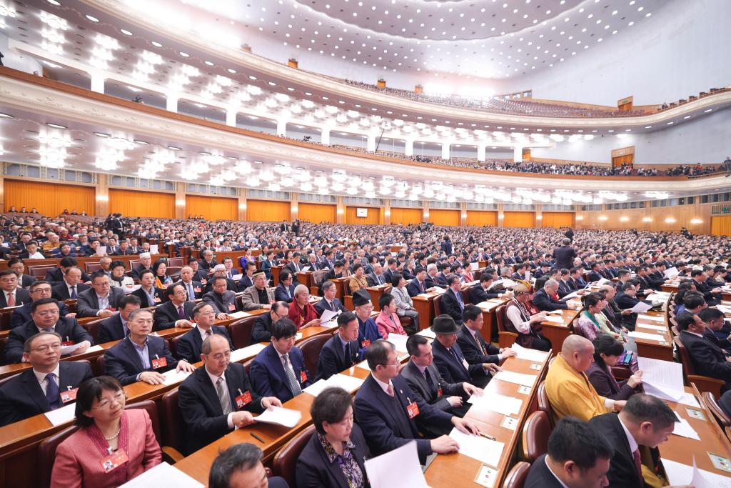 3月10日，中國人民政治協(xié)商會議第十四屆全國委員會第二次會議在北京人民大會堂舉行閉幕會。新華社記者 邢廣利 攝